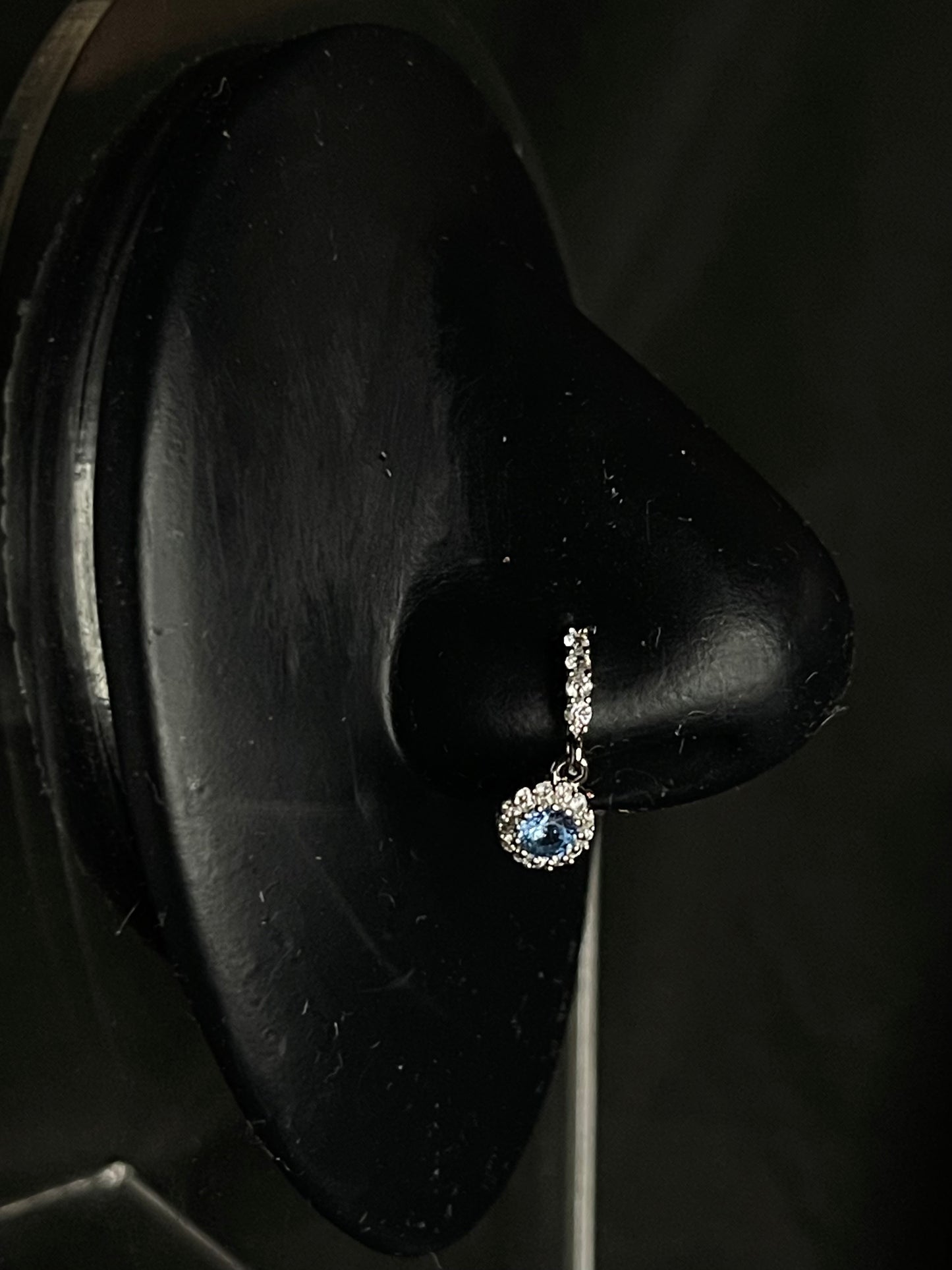 ANGELIC NOSE HOOP